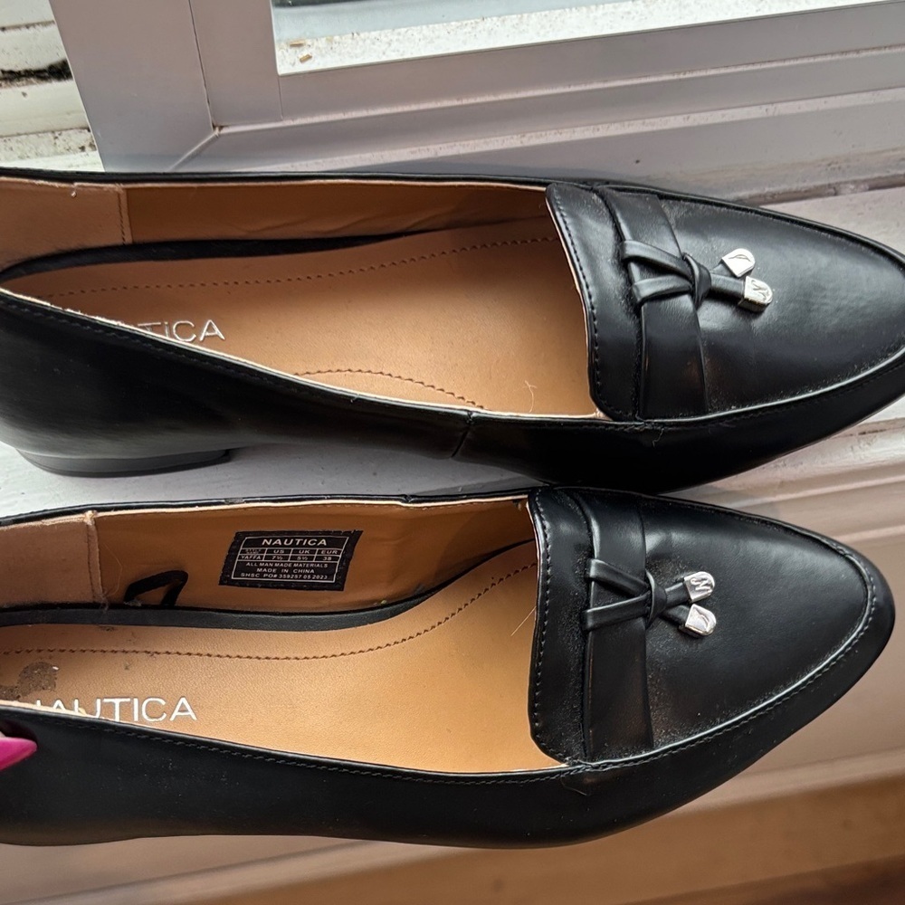 Nautica Women's Black Leather Loafers 7.5 - Picture 1 of 6